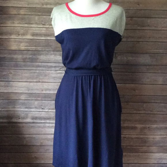 Tommy Hilfiger Dresses & Skirts - Tommy Hilfiger Color Block Jersey Knit Midi Dress